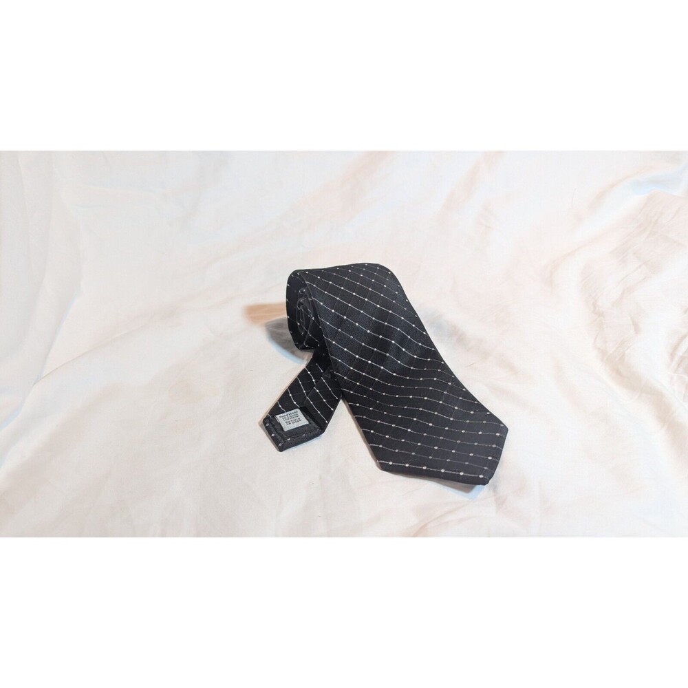 GEOFFREY BEENE MENS TIE BLACK AND WHITE 3.75 X 60
